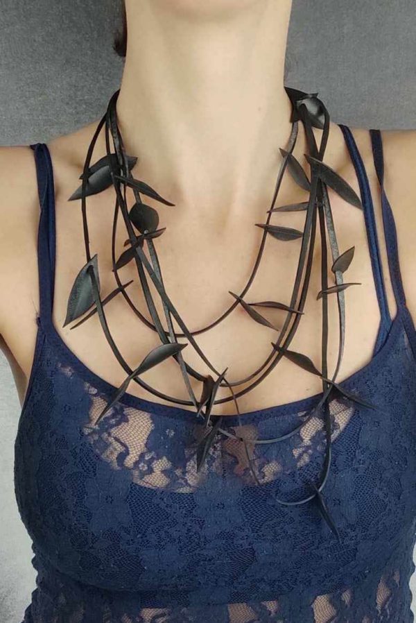 Birds on Wire Neckless - Image 7