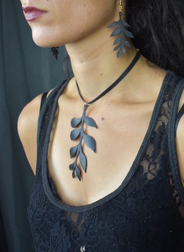 Curry Leaf Choker