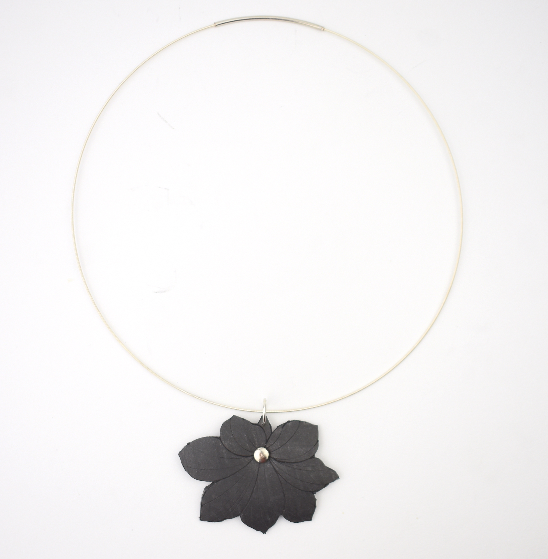 Simple Wire Necklace
