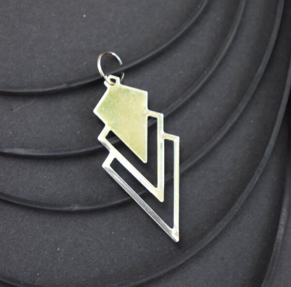 Upcycled step string necklace - Image 5