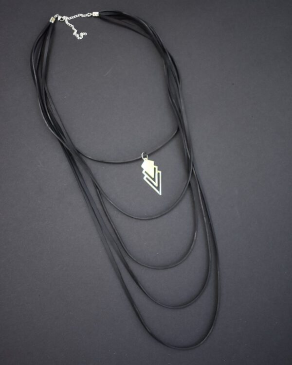 Upcycled step string necklace - Image 4