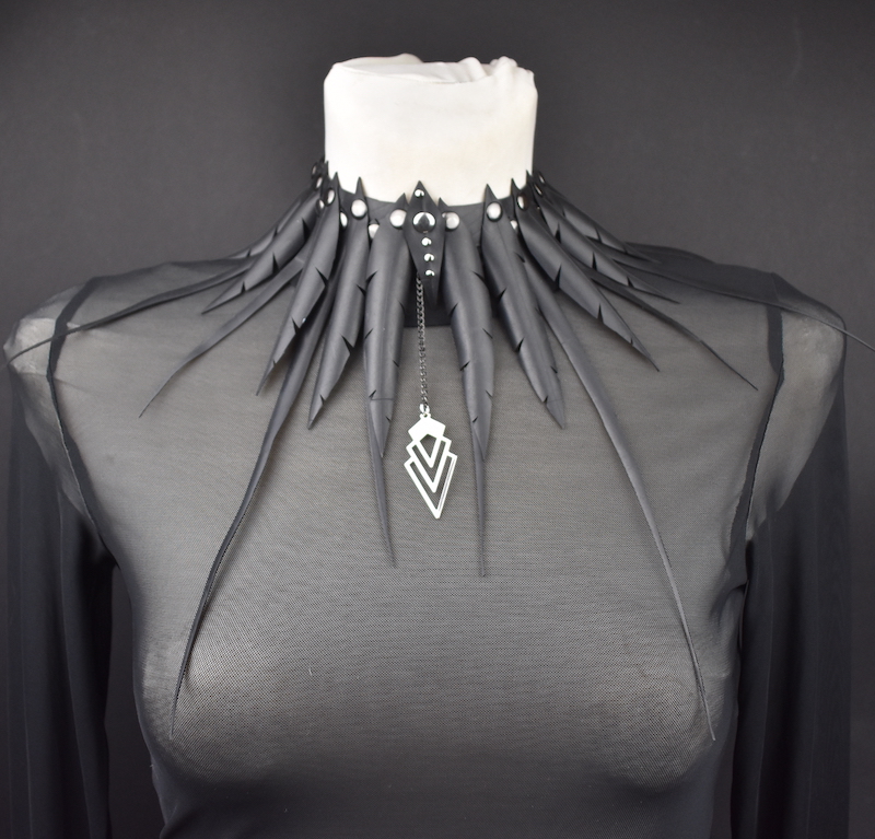 Prince Feather Choker